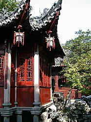 Pavilion with lanterns, Yuyuan Garden, Shanghai