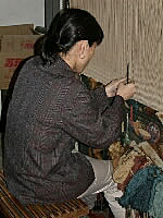 Hand weaving Chinese silk rugs