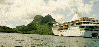 Cruise ship in the bay at Viatape